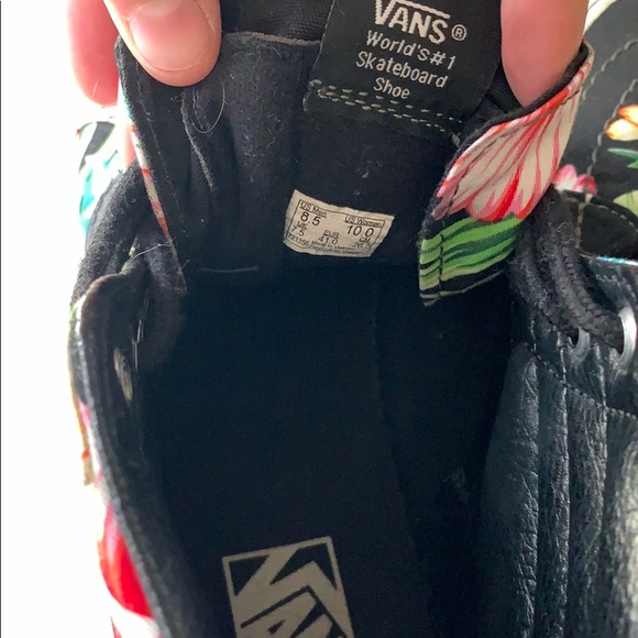 Hawaiian High top vans - Picture 4 of 7